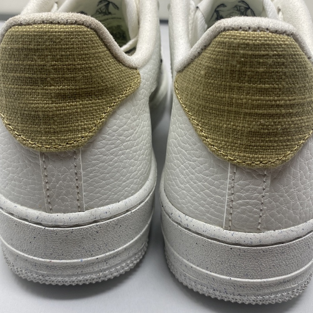NIKE Air Force 1 LV8 Sun Club Casual Shoes - Picture 12 of 15